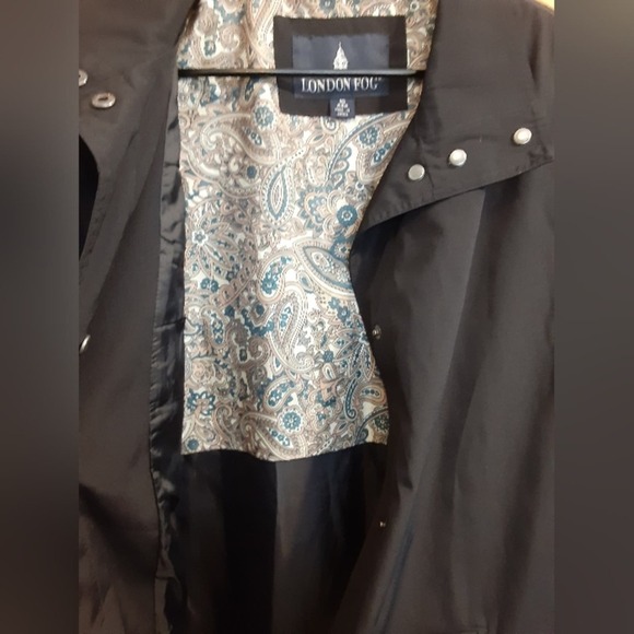 London Fog Women's Size 16 Plus Size Coat - Picture 6 of 8